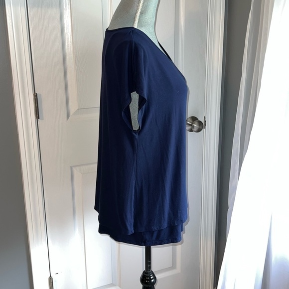 ❤️ Women’s Old Navy Maternity top Large - Picture 2 of 7